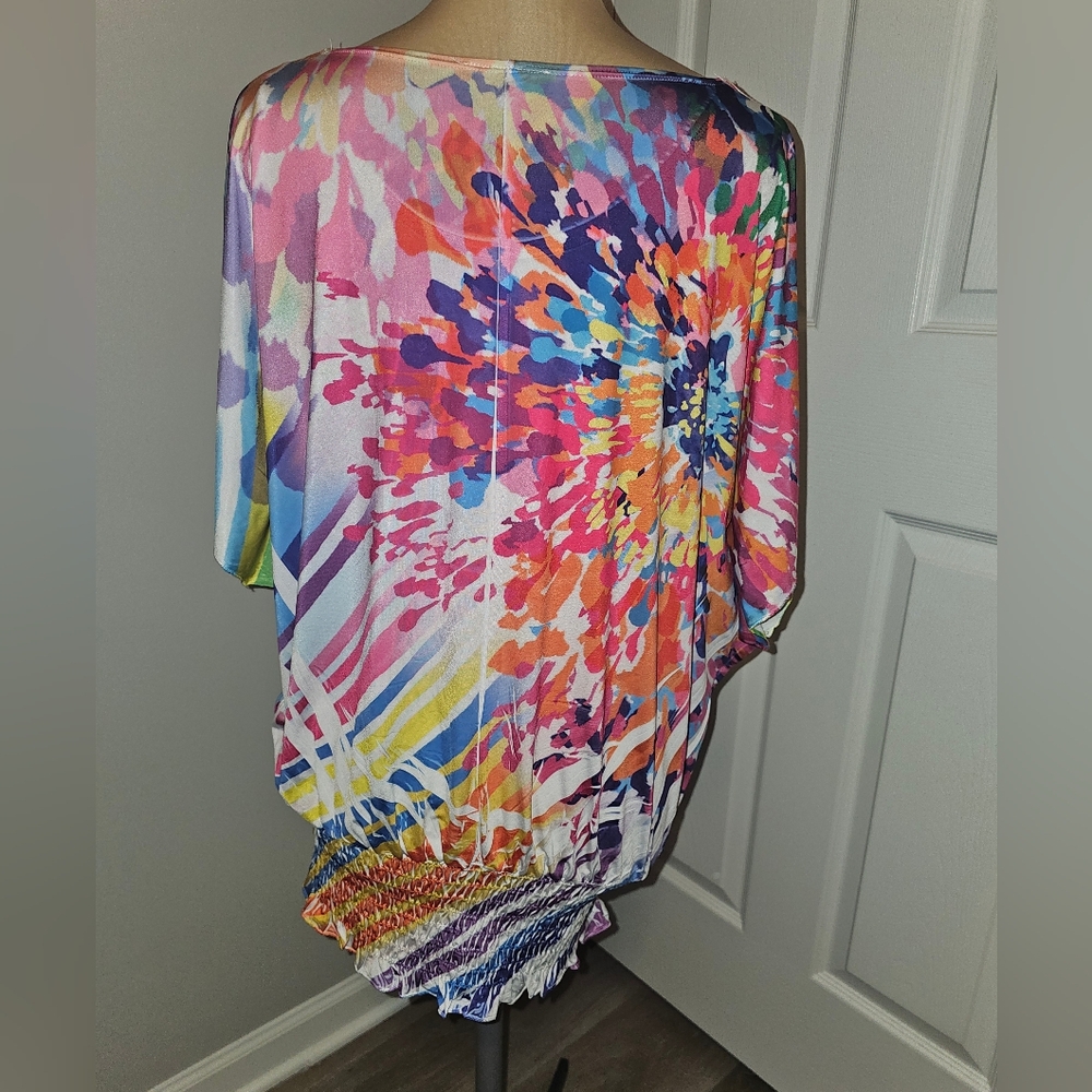 Deb Colorful Short Sleeve  Abstract Print Top With Sequin Sz XL - Picture 2 of 5